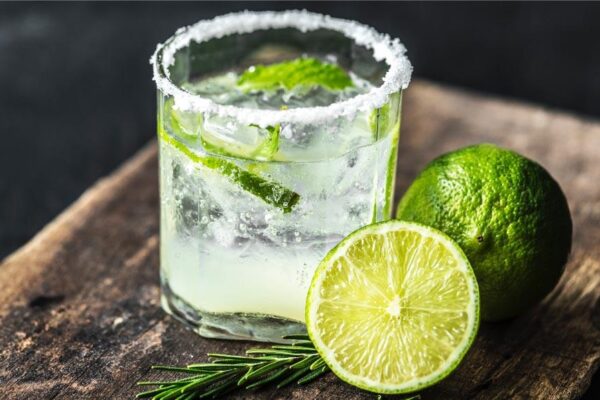 How Many Calories Are in a Gin and Tonic Drink? A Complete Guide